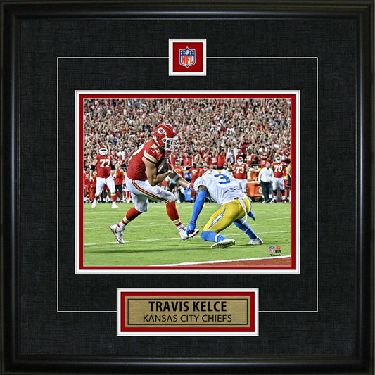 Travis Kelce Framed Pin & Plate Chiefs - Velora Luxury Fashion