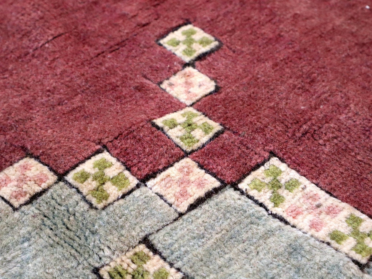 Turkish Niğde Rug | 7' 6" x 11' 6" - Velora Luxury Fashion