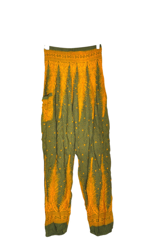 UNBRANDED Women Harem Pants Regular fit in Green - M - Velora Luxury Fashion