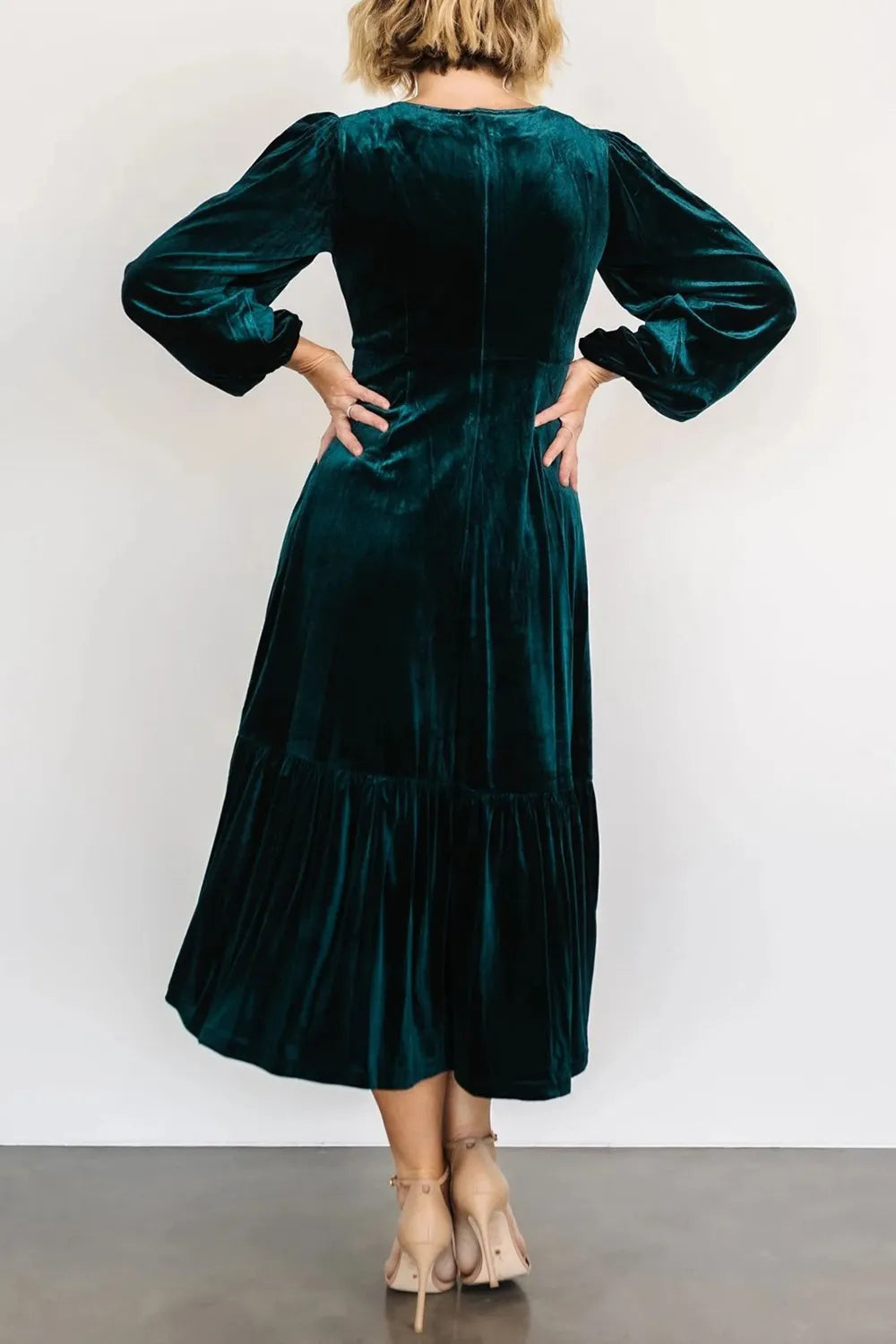 V-Neck Long Sleeve Midi Velvet Dress - Velora Luxury Fashion