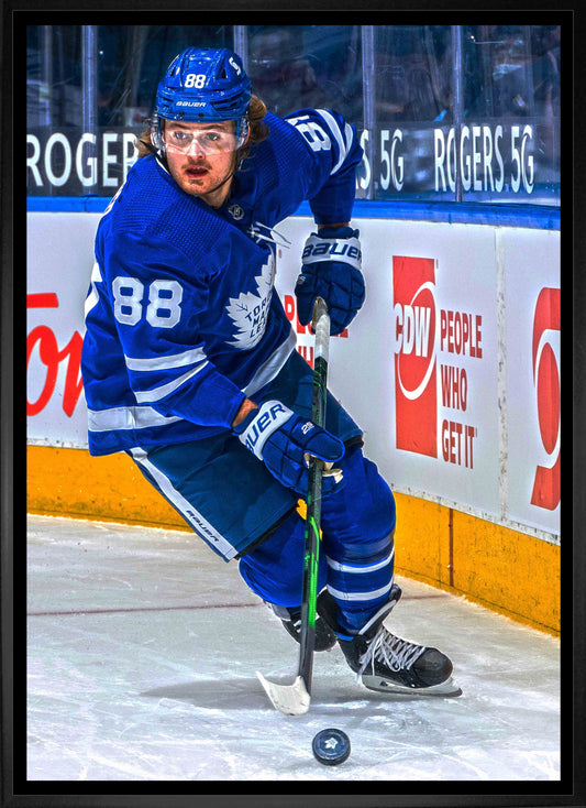 William Nylander Toronto Maple Leafs Framed 20x29 Skating Canvas - Velora Luxury Fashion
