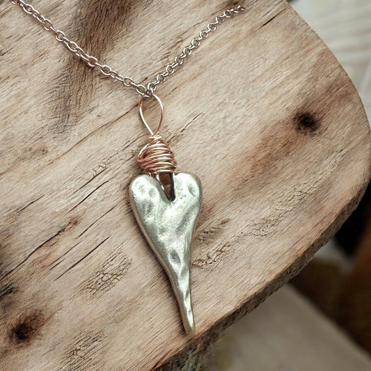 Wire Wrapped Heart Necklace - Velora Luxury Fashion