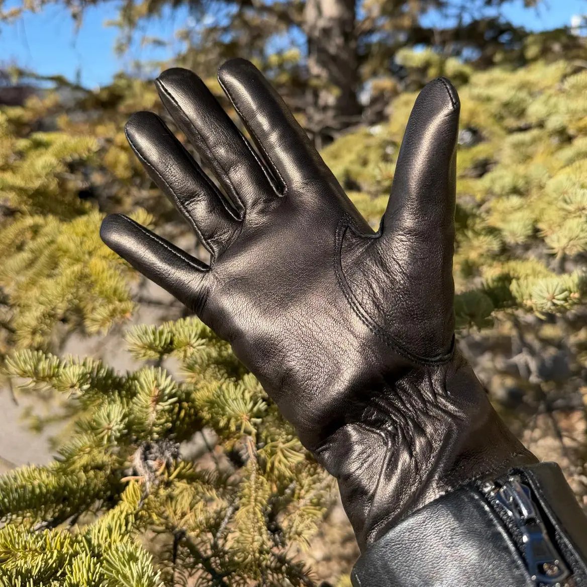 Women's Drum Dyed Lamb Leather Gloves with Luxurious Rabbit Fur Trim - Velora Luxury Fashion