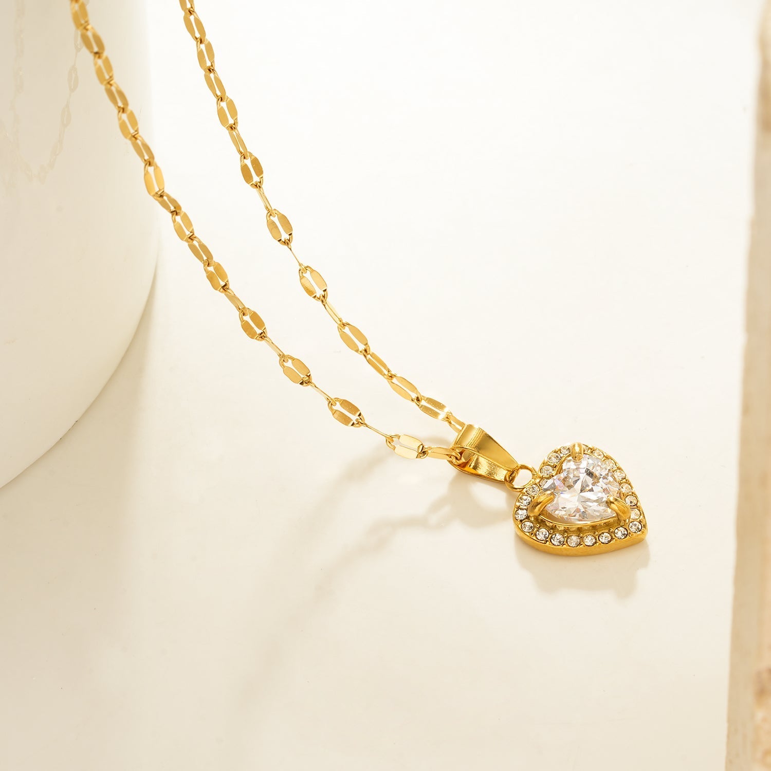ZITA Gold: Gucci-Style Dainty Chain Necklace with Sparkling Petit Pavé Heart Pendant - Velora
