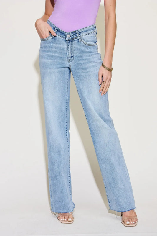 Judy Blue Full Size V Front Waistband Straight Jeans - Velora
