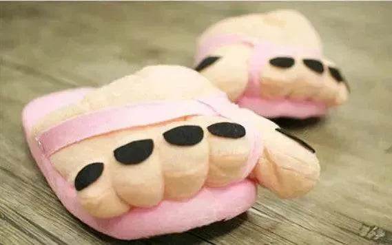 Big Giant Toe Plush Chic Women Men Creative Funny Cartoon Slippers for Winter and Autumn - Velora