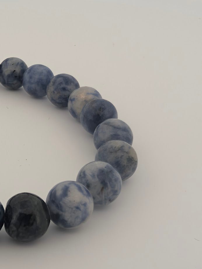Blue Point Bracelet – 6mm & 8mm Beads
