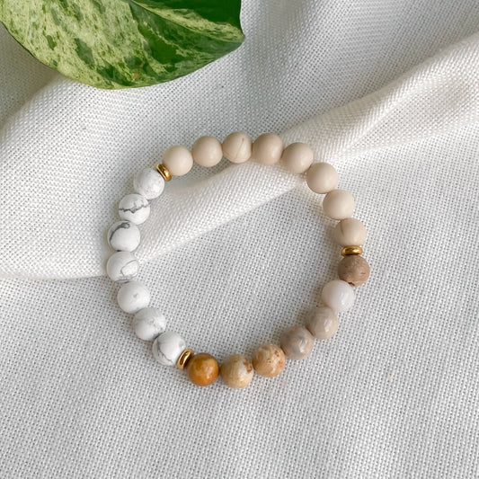RENOUVEAU | Bracelet en howlite, jaspe et acier inoxydable Lunaki Design
