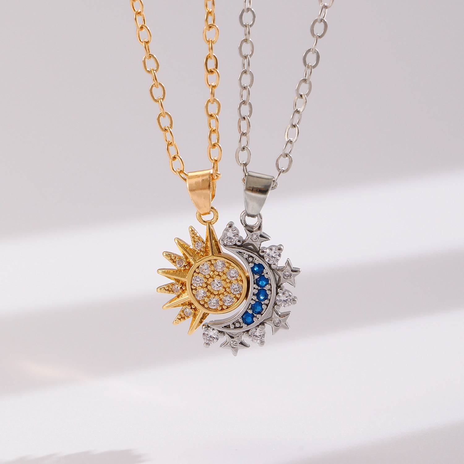 2pcs Necklace Sun And Moon Magnetic Pendant Clavicle Chain Necklace For Couple Lovers - Velora