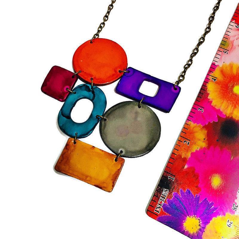 Colorful Statement Necklace with Geometric Style - Velora Luxury Fashion