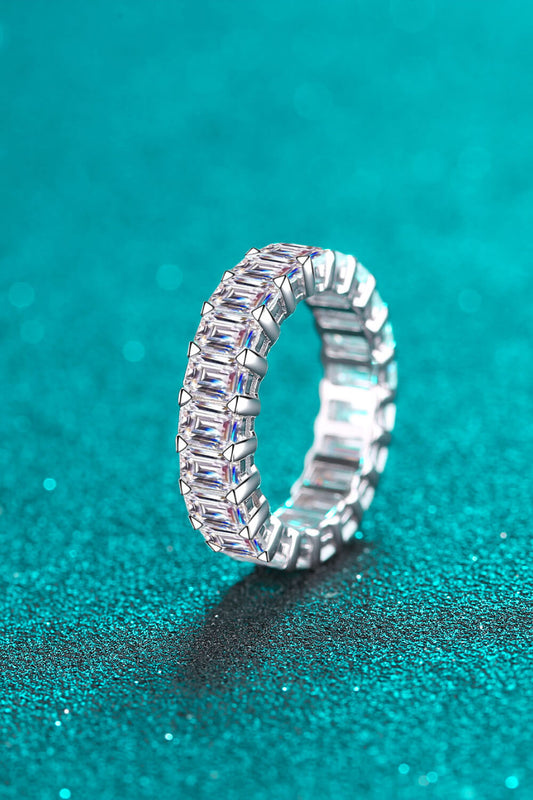 10.5 Carat Moissanite Rhodium-Plated Ring https://like2b-uy