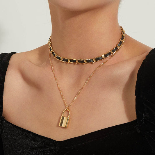 Vintage Chain Lock Pendant Necklace For Women - Velora