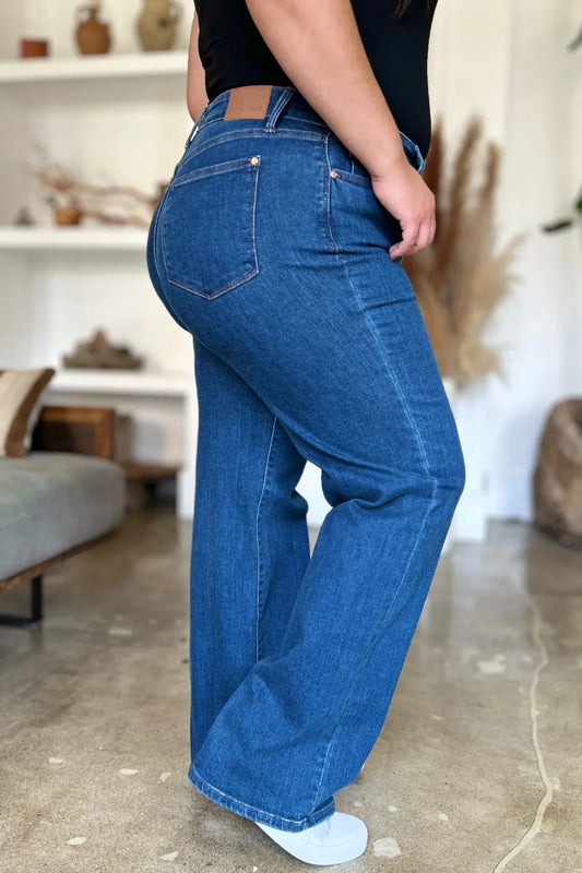 Judy Blue Full Size High Rise Straight Jeans - Velora