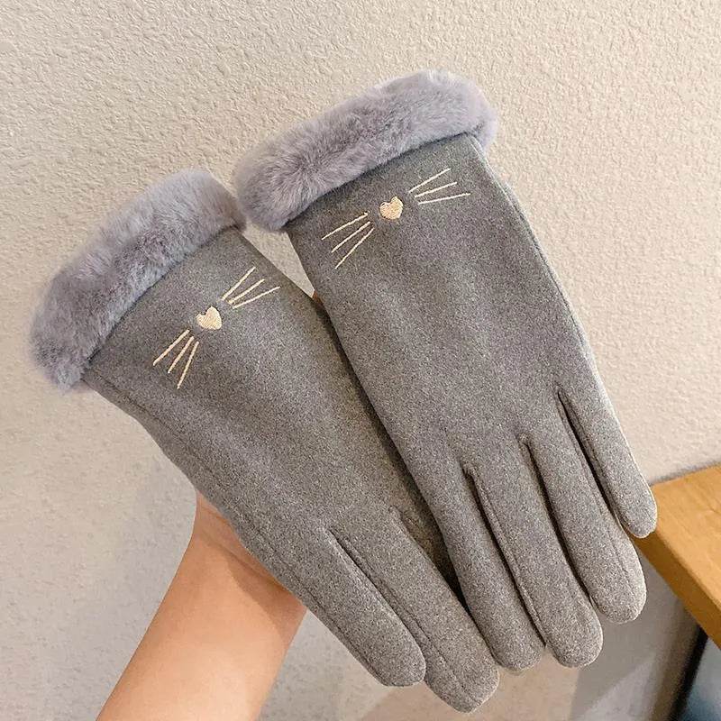 Fleece Lined Padded Warm Keeping Cute Suede Riding Gloves - Velora