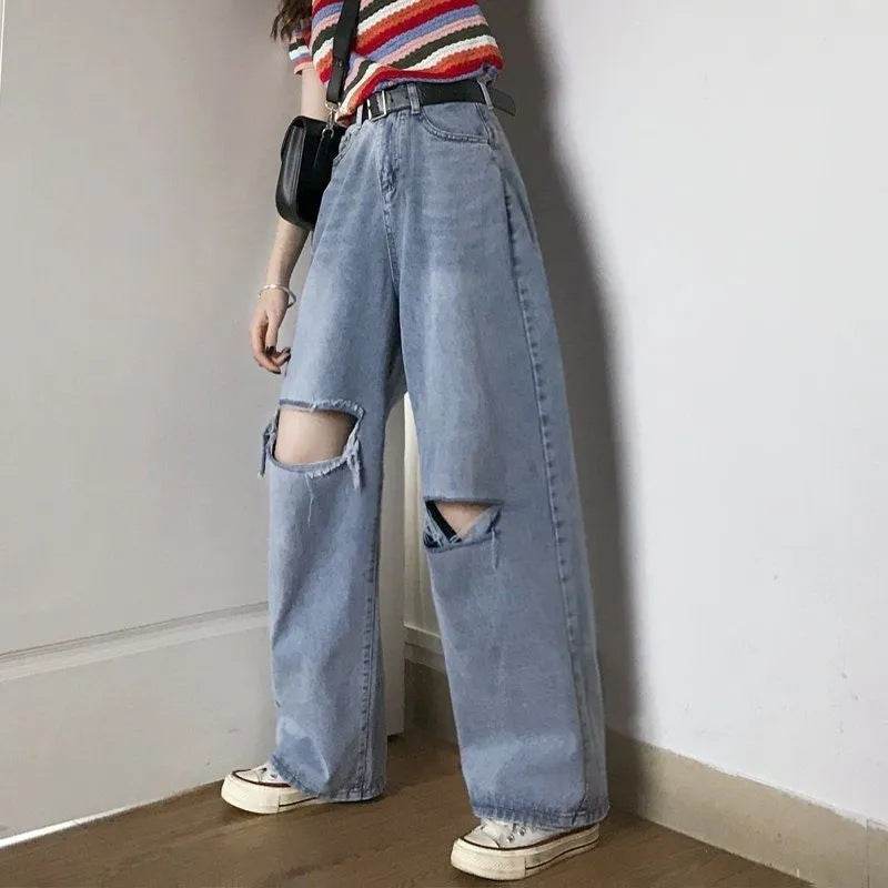 Oversized High Waist Ripped Jeans pant for Women - Velora