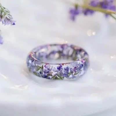 New dried flower resin ring Sen Xiao small handmade flower gold foil color Epoxy ring - Velora
