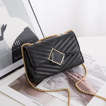 Chanel-Inspired 2023 Floral Embroidered Chain Bag