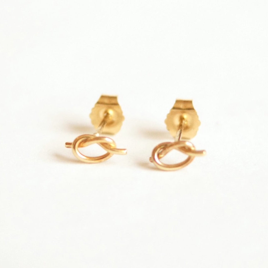 Hand tied knot earrings 14k gold