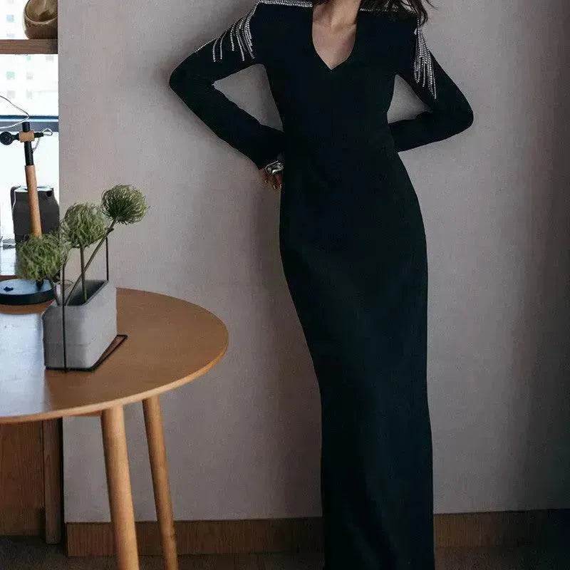 Long Sleeve Slimming Black Evening Dress - Velora