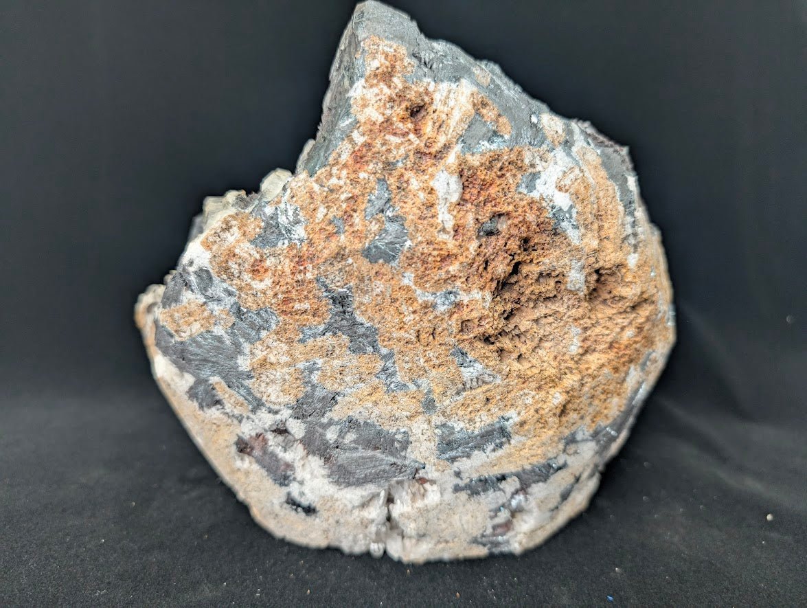 Museum-Grade Magnetic Iron Rose Hematite with Quartz – Jinlong Hill, Guangdong, China