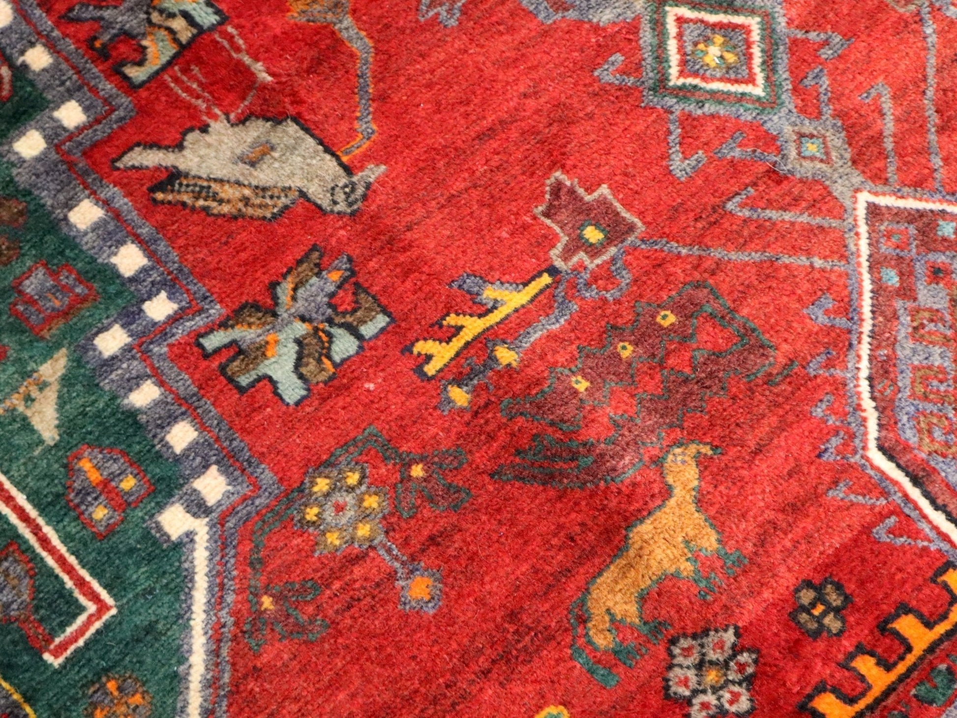 NW Persian Rug | 5' 1” x 9' - Velora