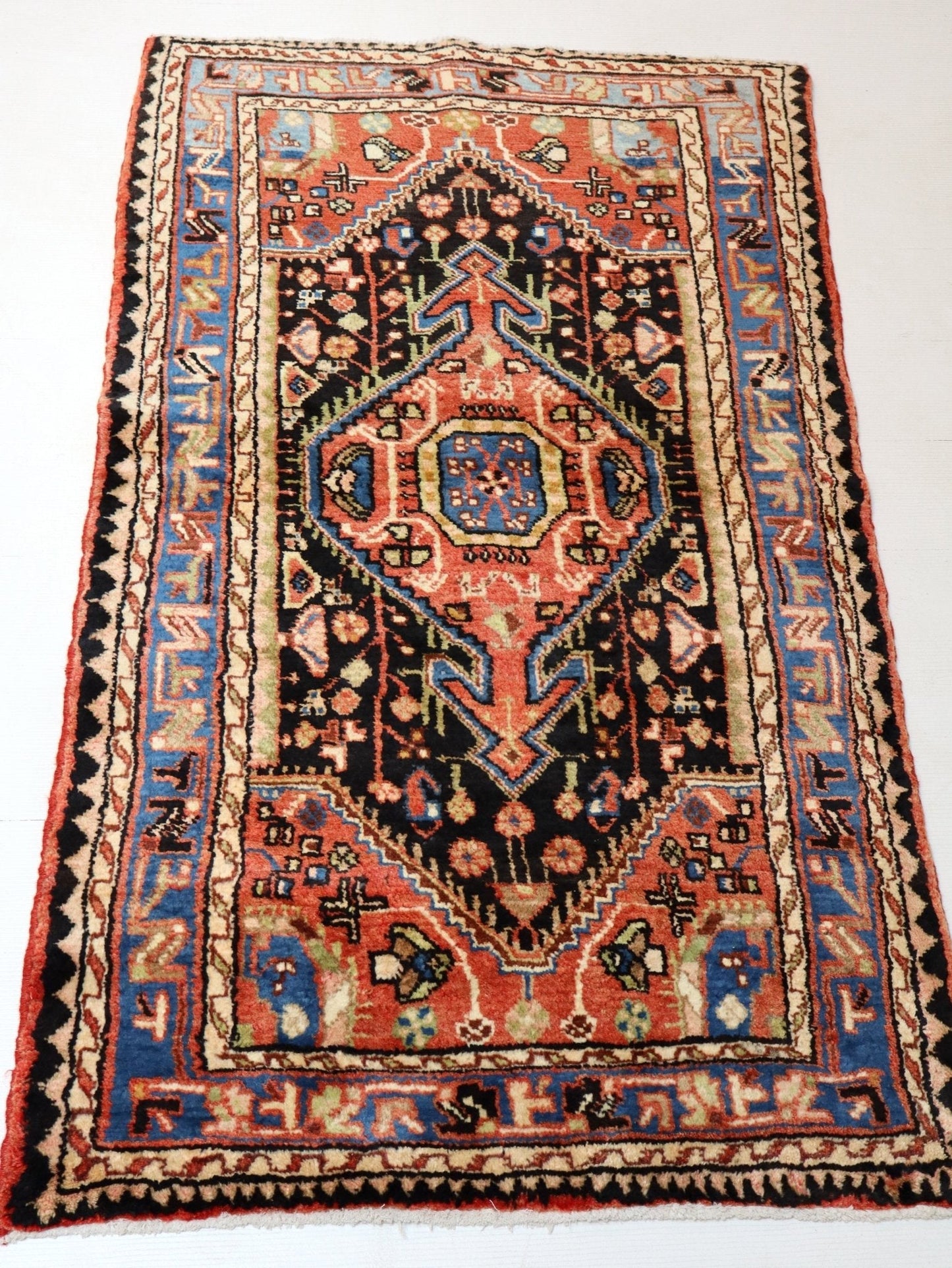 Persian Hamadan Rug | 2' 10” x 4' 11" - Velora