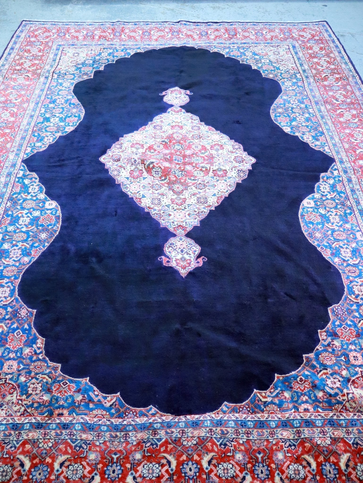 Persian Sarouk Rug | 7' 9" x 11' - Velora