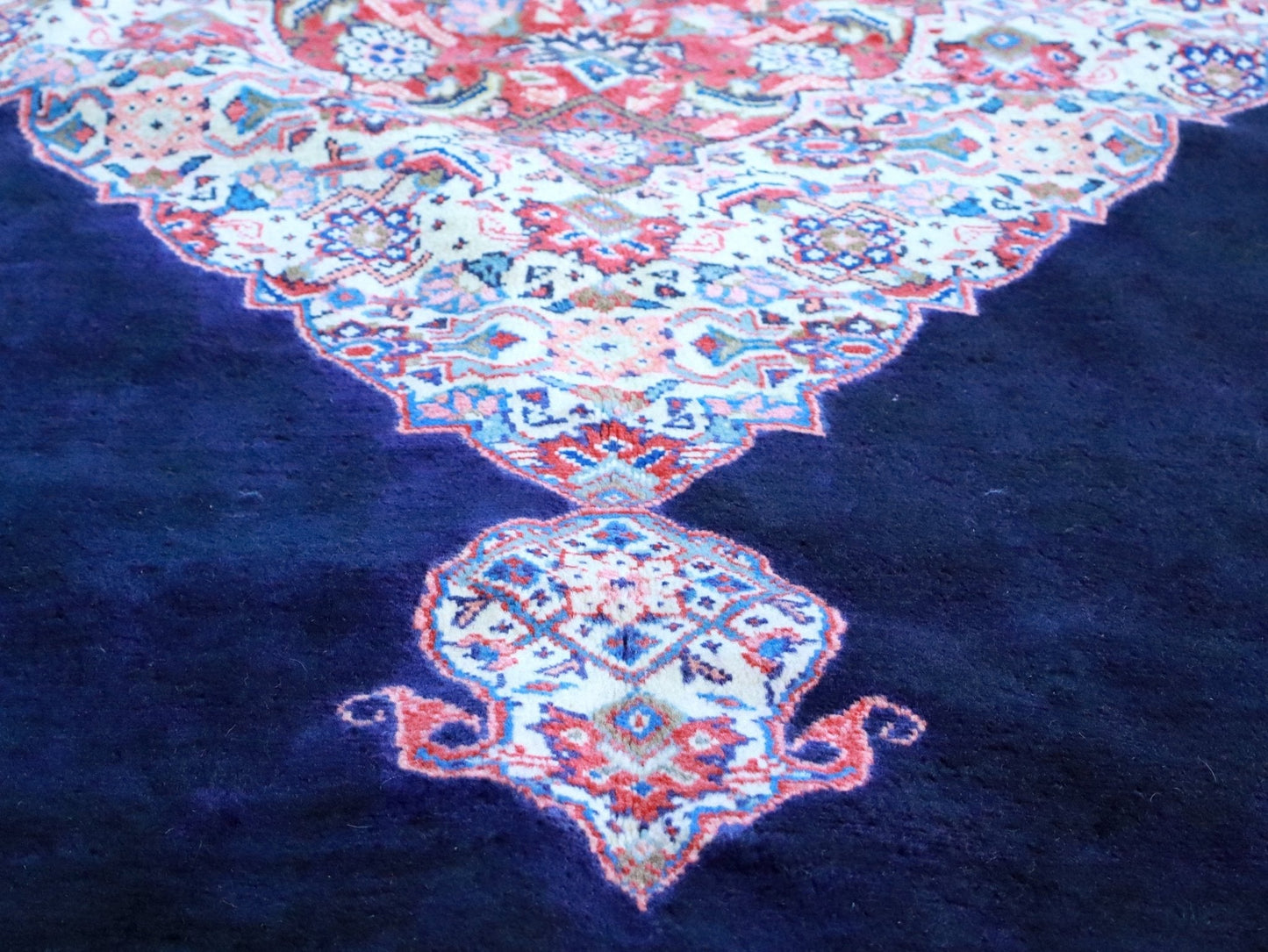 Persian Sarouk Rug | 7' 9" x 11' - Velora