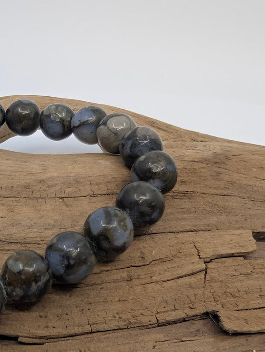 Que Sera (Quesera) Bracelet — 8mm Round Beads