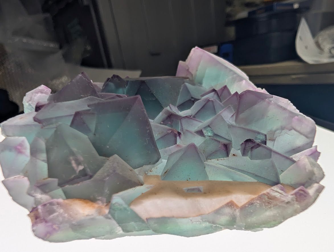 Rare De’an Fluorite Cluster – UV Reactive Green & Purple Crystal from Jiangxi, China