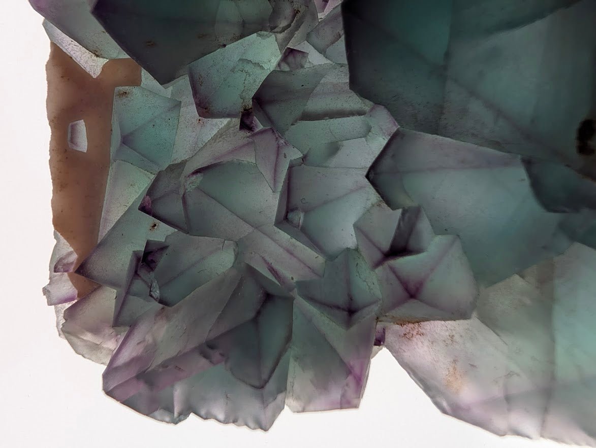 Rare De’an Fluorite Cluster – UV Reactive Green & Purple Crystal from Jiangxi, China