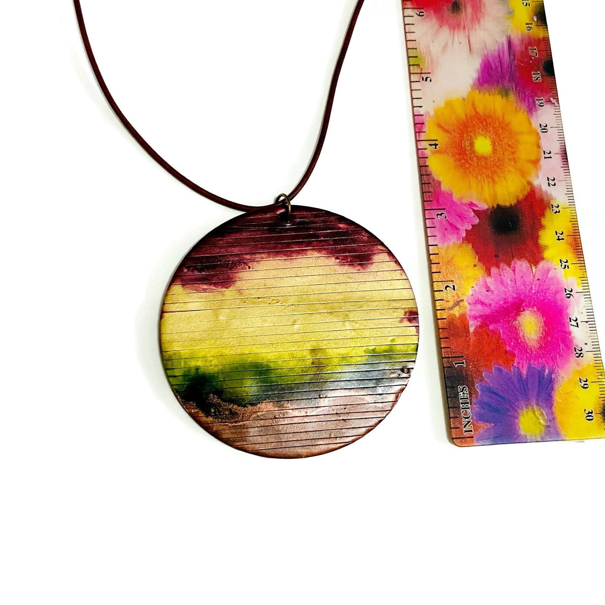 Rustic Chunky Circle Pendant Necklace - Velora Luxury Fashion