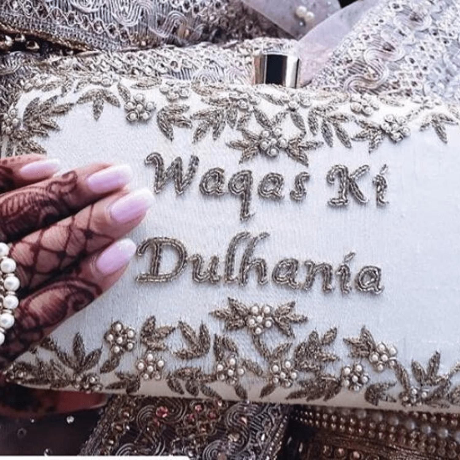 Thread magic 4 - Velora Luxury Fashion