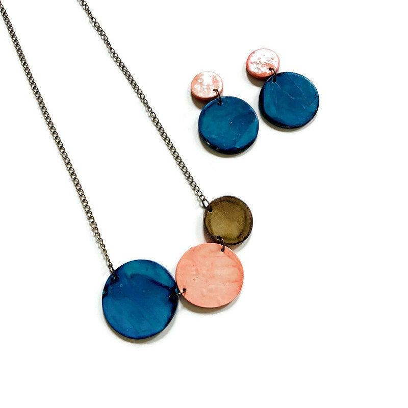 Three Circle Necklace in Denim Blue, Dusty Pink & Grey - Velora Luxury Fashion