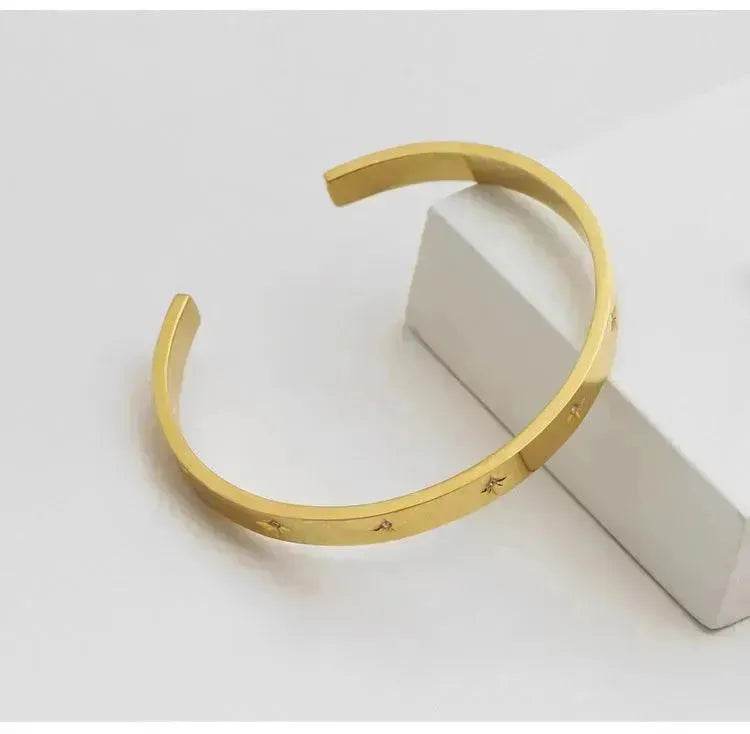 Titanium Steel Plated 18K Gold Star Bracelet for Women Gold Bracelet - Velora