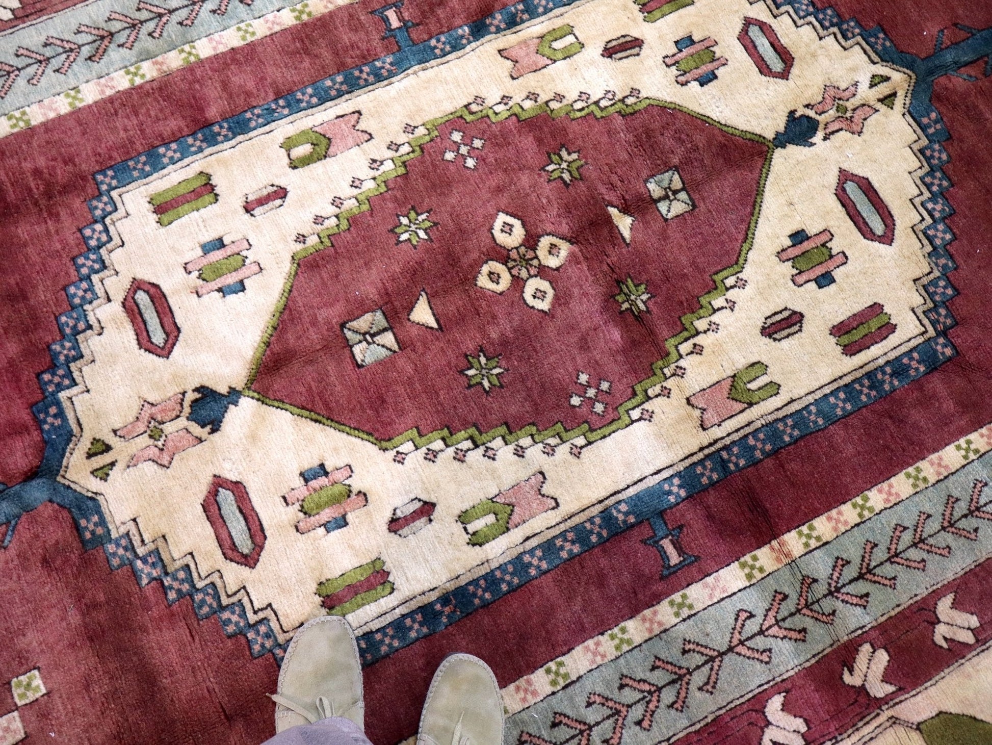 Turkish Niğde Rug | 7' 6" x 11' 6" - Velora