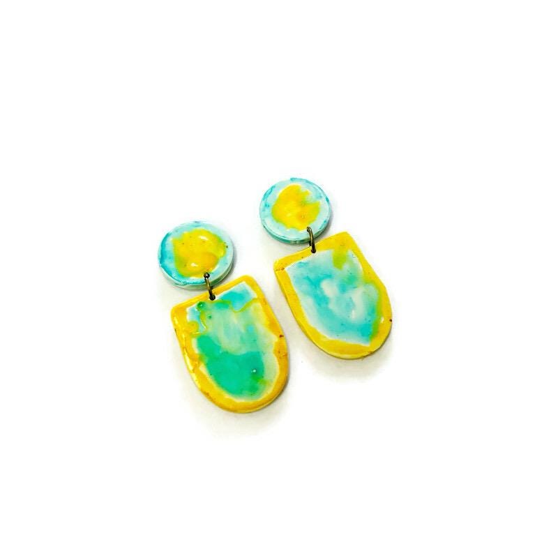 Wearable Art Necklace in Turquoise & Yellow - Velora Luxury Fashion