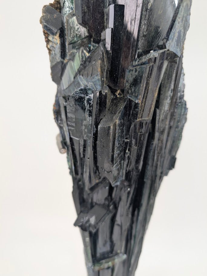 Vivianite Crystal - 1.9kg, 38cm Tall - Cabeca do Cachorro Claim, Amazonas, Brazil