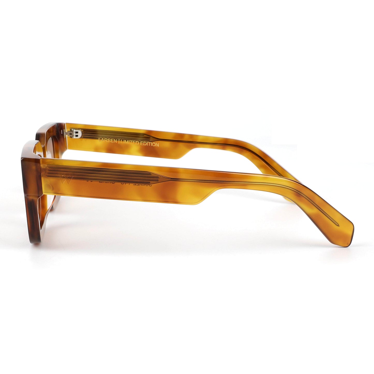 LARSEN - Light Tortoise