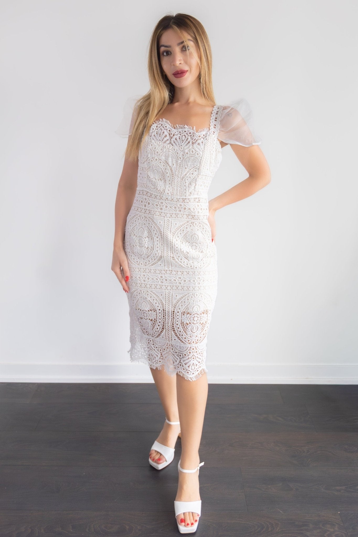Chic White Dress